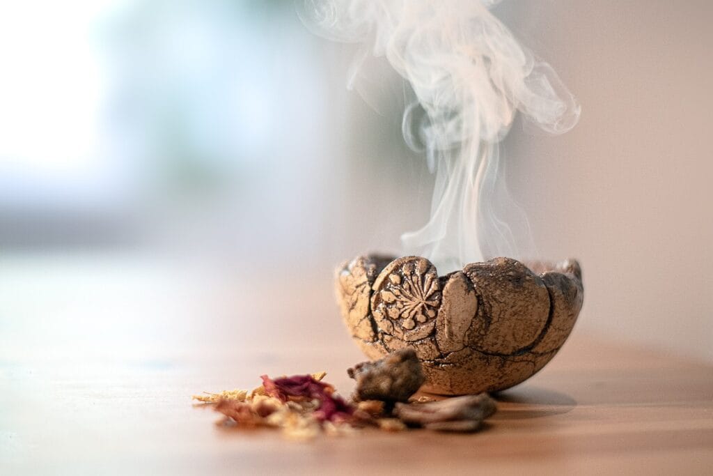 fire bowl, shell, smoke, herbs, resins, raeucherschale, ritual, fragrance, smell, cleaning, air, aroma, aromatic, ritual, ritual, ritual, ritual, ritual, smell